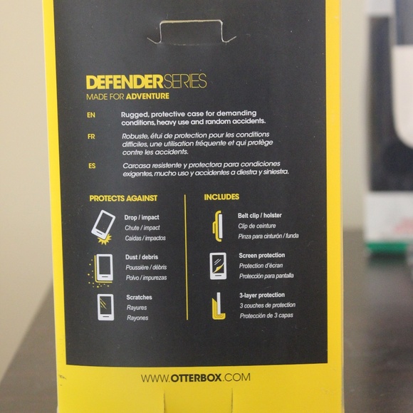 Otter Box - Defender Rugged Protection - New - Picture 4 of 6